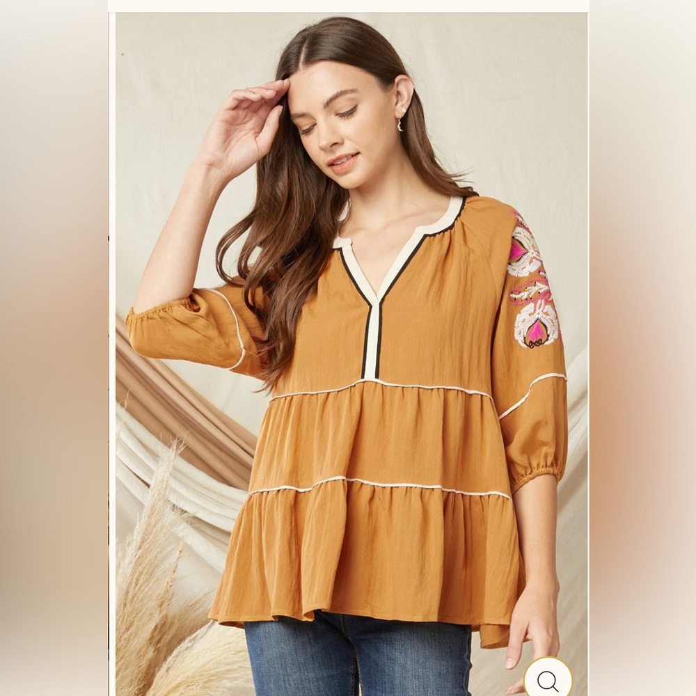 Entro Babydoll Style Top Embroidered     Medium